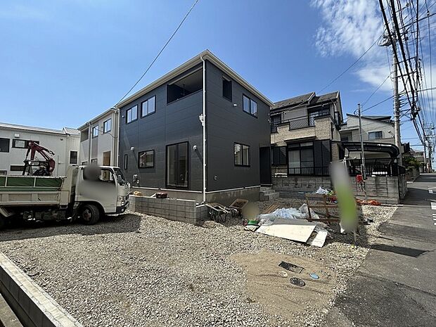 五感で感じる、現地でしかわからない事も沢山ございます。周辺環境なども一緒にご案内いたしますのでお気軽にお問合せください。 
