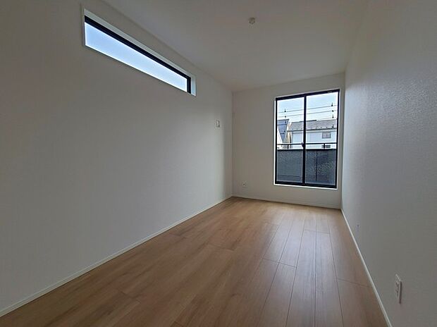 2面採光を確保した明るい室内は、爽やかな風を感じる居心地の良い空間です。