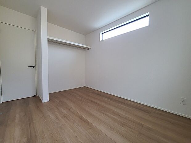 大容量クローゼット付き!家族の成長と共に増える荷物もスッキリ収納。