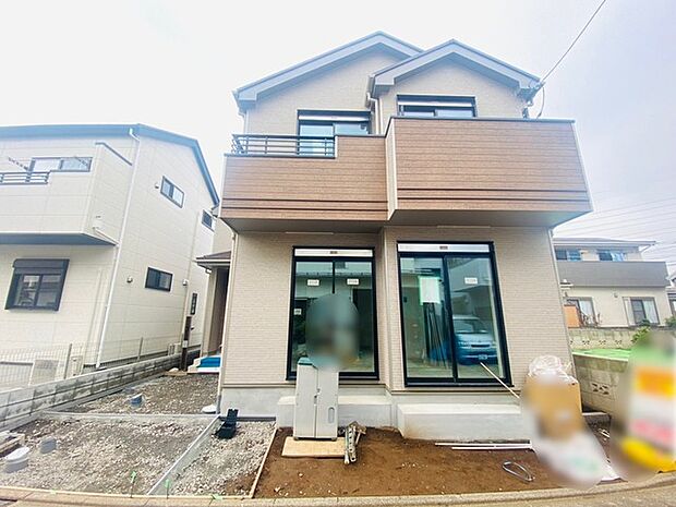 五感で感じる、現地でしかわからない事も沢山ございます。周辺環境なども一緒にご案内いたしますのでお気軽にお問合せください。