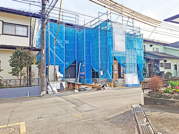 同じグレードで建てられた最寄りの完成物件を、参考にご覧になれます。