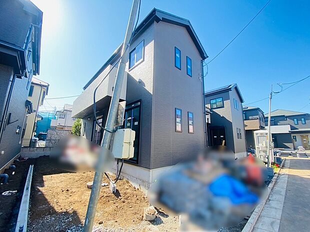 五感で感じる、現地でしかわからない事も沢山ございます。周辺環境なども一緒にご案内いたしますのでお気軽にお問合せください。