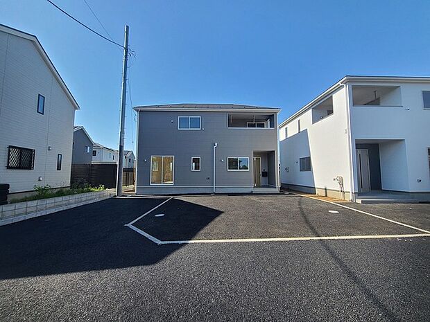 五感で感じる、現地でしかわからない事も沢山ございます。周辺環境なども一緒にご案内いたしますのでお気軽にお問合せください。 