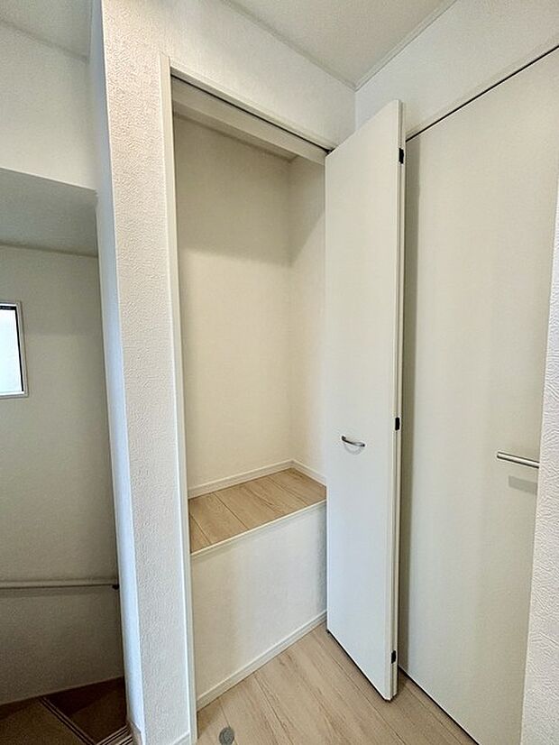 収納豊富な間取りで家の中がスッキリ片付きそうです。 