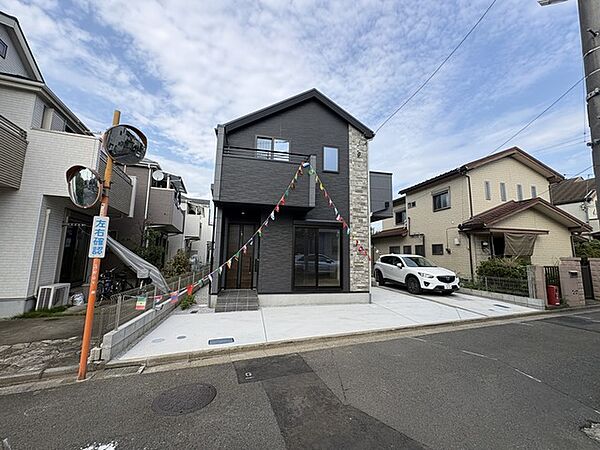 五感で感じる、現地でしかわからない事も沢山ございます。周辺環境なども一緒にご案内いたしますのでお気軽にお問合せください。