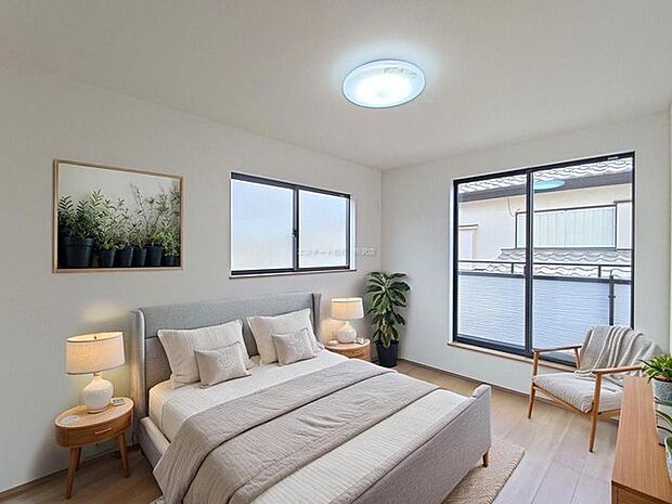 【2F洋室／約6.0帖】 主寝室は約6帖。窮屈感のない広さを確保しました。 ※家具はＣＧ合成によるものです。