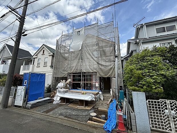 完成は6月上旬を予定しております。施工例もございますのでお気軽にお問合せ下さい。