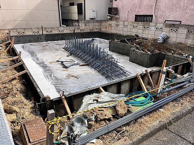 建築中です 建物完成は令和8年4月末の予定です