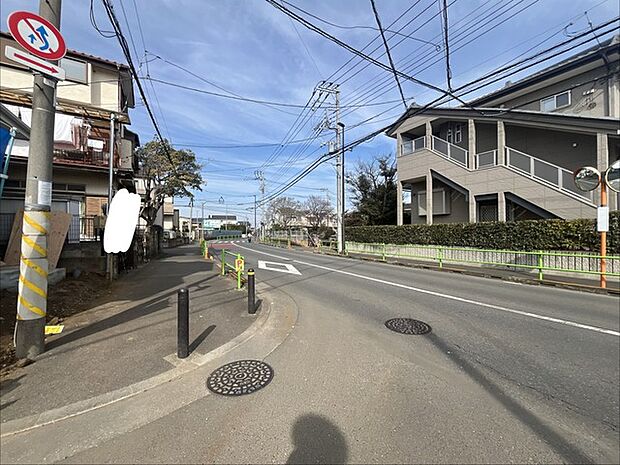 商業施設が徒歩圏内に充実、日々のお買い物も安心な環境です。