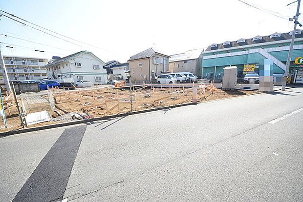 五感で感じる、現地でしかわからない事も沢山ございます。周辺環境なども一緒にご案内いたしますのでお気軽にお問合せください。