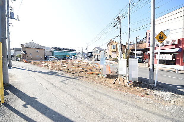 五感で感じる、現地でしかわからない事も沢山ございます。周辺環境なども一緒にご案内いたしますのでお気軽にお問合せください。