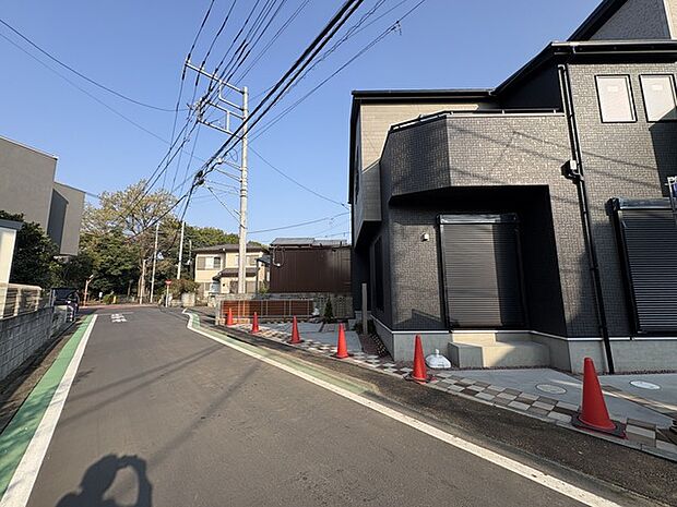 周辺の街並み 当日ご案内可能です！物件だけでなく、周辺の環境や他にご希望の物件もまとめてご案内可能です。 （10m）