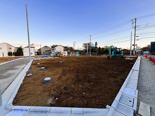 五感で感じる、現地でしかわからない事も沢山ございます。周辺環境なども一緒にご案内いたしますのでお気軽にお問合せください。 