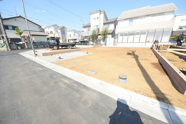 五感で感じる、現地でしかわからない事も沢山ございます。周辺環境なども一緒にご案内いたしますのでお気軽にお問合せください。