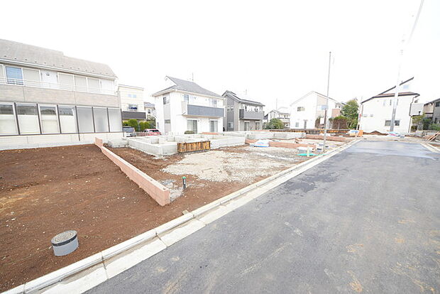 五感で感じる、現地でしかわからない事も沢山ございます。周辺環境なども一緒にご案内いたしますのでお気軽にお問合せください。 