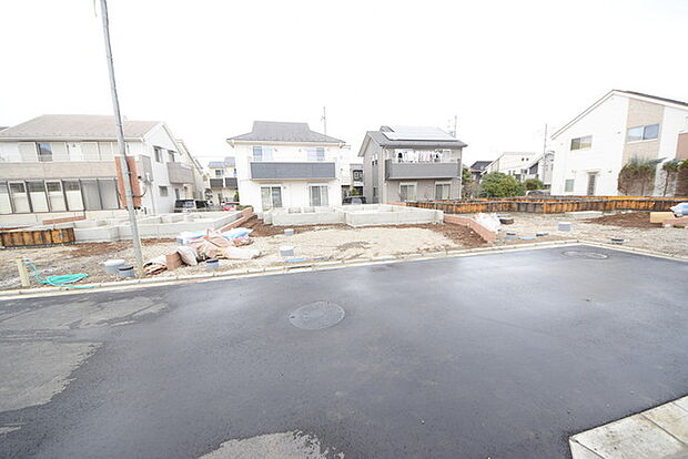 五感で感じる、現地でしかわからない事も沢山ございます。周辺環境なども一緒にご案内いたしますのでお気軽にお問合せください。 