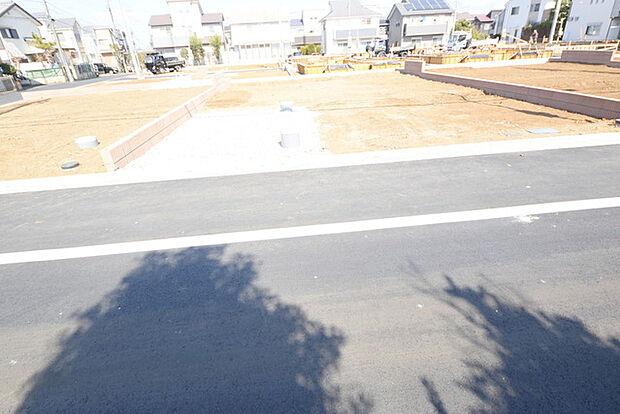 五感で感じる、現地でしかわからない事も沢山ございます。周辺環境なども一緒にご案内いたしますのでお気軽にお問合せください。 