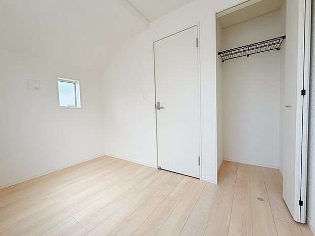 収納豊富な間取りで家の中がスッキリ片付きそうです。