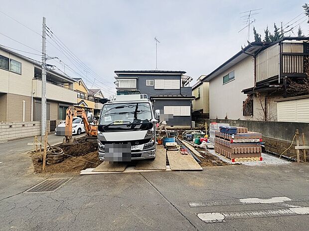 現地