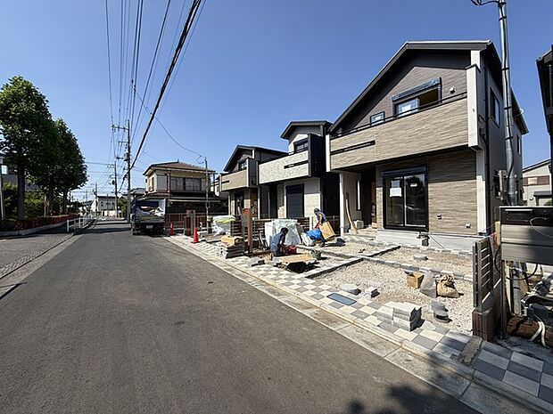 五感で感じる、現地でしかわからない事も沢山ございます。周辺環境なども一緒にご案内いたしますのでお気軽にお問合せください。 