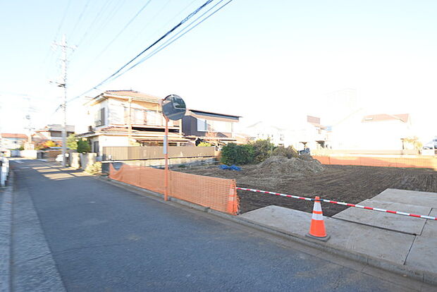 五感で感じる、現地でしかわからない事も沢山ございます。周辺環境なども一緒にご案内いたしますのでお気軽にお問合せください。