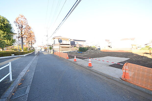 商業施設が徒歩圏内に充実、日々のお買い物も安心な環境です。