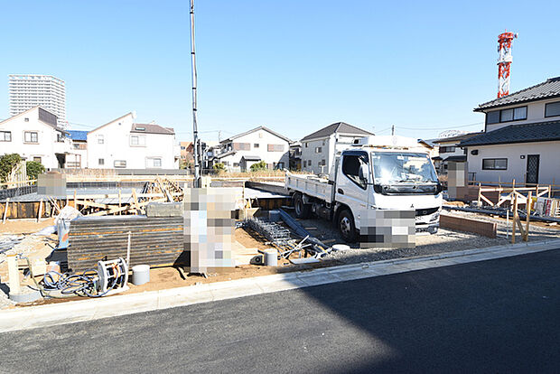 商業施設が徒歩圏内に充実、日々のお買い物も安心な環境です。