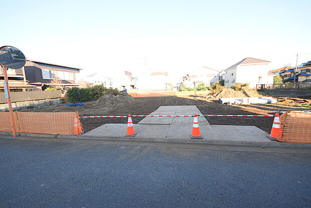 商業施設が徒歩圏内に充実、日々のお買い物も安心な環境です。