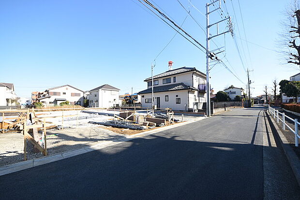 五感で感じる、現地でしかわからない事も沢山ございます。周辺環境なども一緒にご案内いたしますのでお気軽にお問合せください。