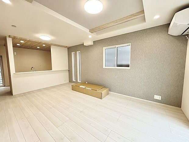 リビングは家具の配置も思いのまま。自由度が高い設計です。