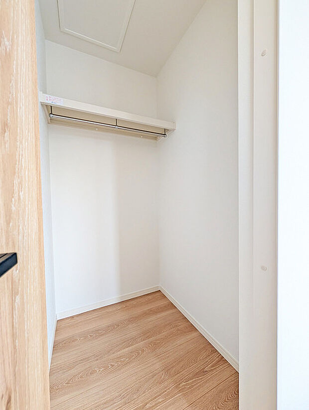 収納豊富な間取りで家の中がスッキリ片付きそうです。