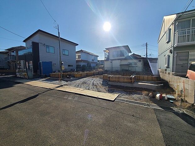 五感で感じる、現地でしかわからない事も沢山ございます。周辺環境なども一緒にご案内いたしますのでお気軽にお問合せください。