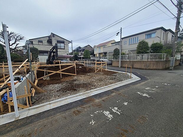 五感で感じる、現地でしかわからない事も沢山ございます。周辺環境なども一緒にご案内いたしますのでお気軽にお問合せください。