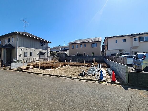 五感で感じる、現地でしかわからない事も沢山ございます。周辺環境なども一緒にご案内いたしますのでお気軽にお問合せください。