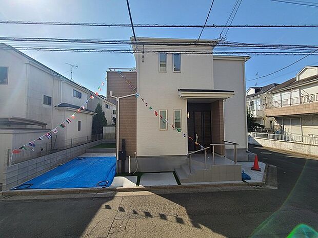 五感で感じる、現地でしかわからない事も沢山ございます。周辺環境なども一緒にご案内いたしますのでお気軽にお問合せください。