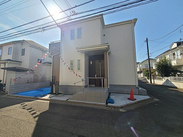 五感で感じる、現地でしかわからない事も沢山ございます。周辺環境なども一緒にご案内いたしますのでお気軽にお問合せください。