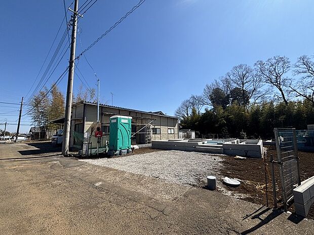 五感で感じる、現地でしかわからない事も沢山ございます。周辺環境なども一緒にご案内いたしますのでお気軽にお問合せください。