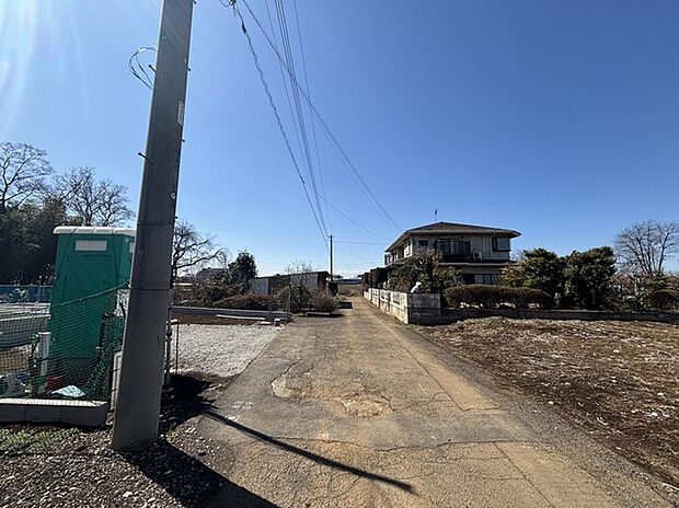 広々としたバルコニーのある4LDKの間取りです。