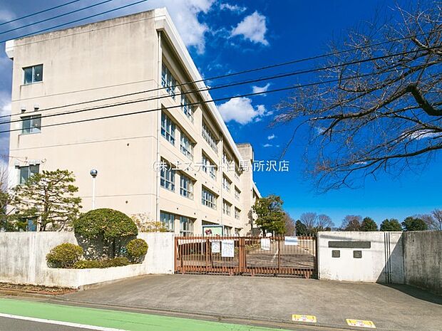 笹井小学校(1360m)