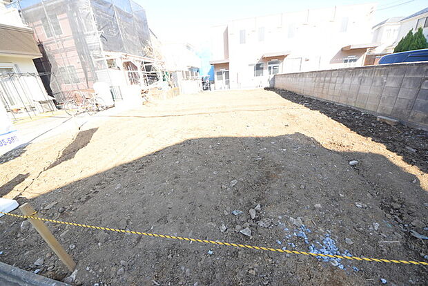 商業施設が徒歩圏内に充実、日々のお買い物も安心な環境です。