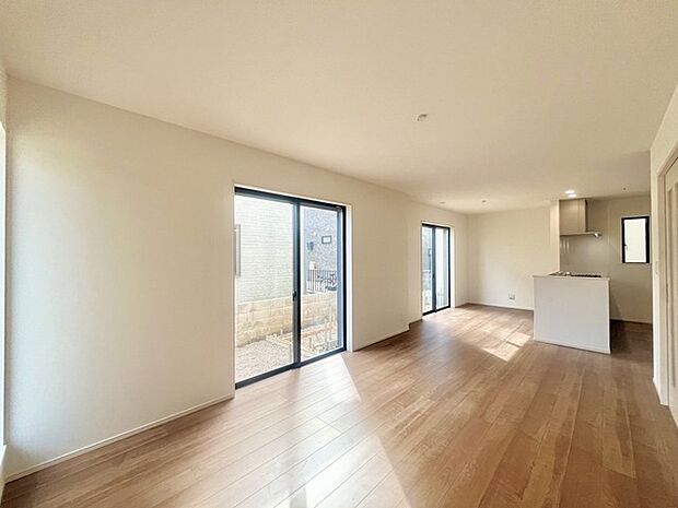 リビングは家具の配置も思いのまま。自由度が高い設計です。