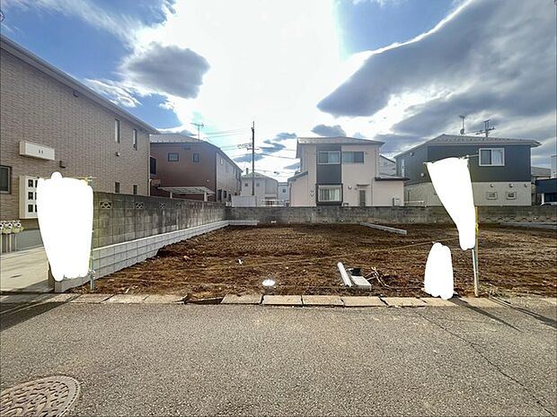 五感で感じる、現地でしかわからない事も沢山ございます。周辺環境なども一緒にご案内いたしますのでお気軽にお問合せください。 