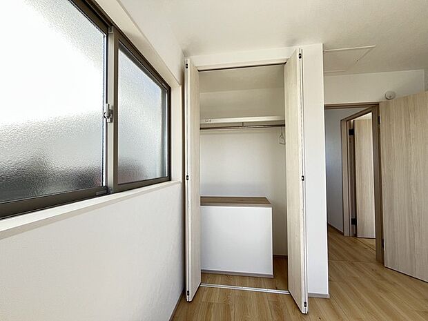 収納豊富な間取りで家の中がスッキリ片付きそうです。