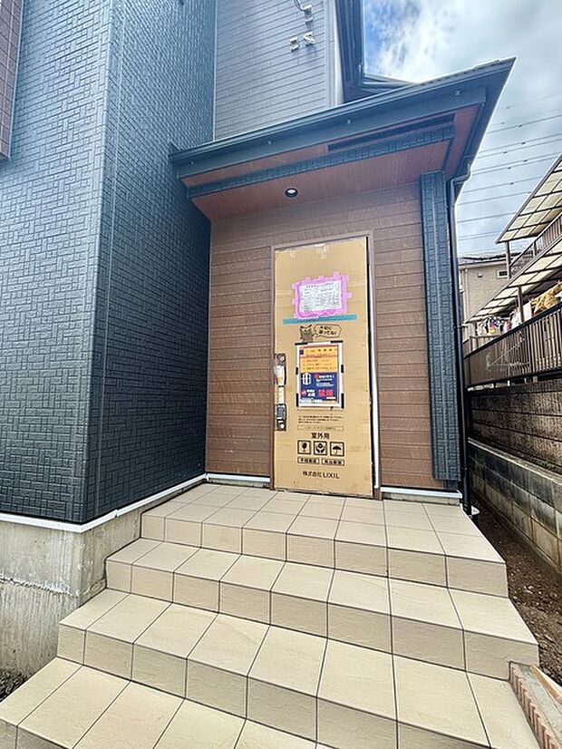 広々とした玄関