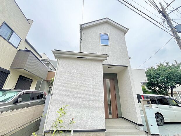 お客様をお迎えする玄関、お家の出入りもスムーズに行えます。 