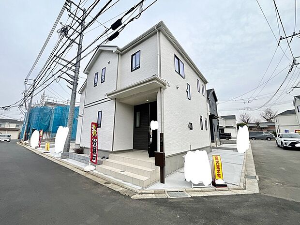 五感で感じる、現地でしかわからない事も沢山ございます。周辺環境なども一緒にご案内いたしますのでお気軽にお問合せください。