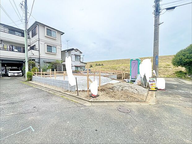 五感で感じる、現地でしかわからない事も沢山ございます。周辺環境なども一緒にご案内いたしますのでお気軽にお問合せください。 