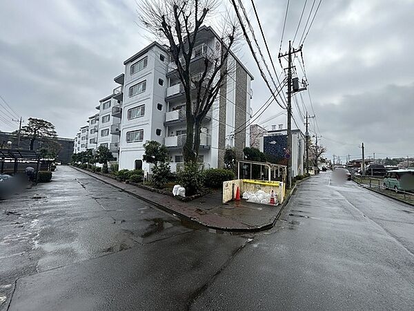周辺の街並み お気軽にお問合せ下さい。（10m）