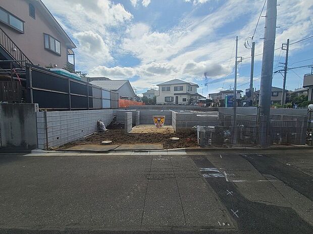 五感で感じる、現地でしかわからない事も沢山ございます。周辺環境なども一緒にご案内いたしますのでお気軽にお問合せください。 