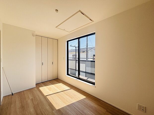 収納スペースが豊富なためお部屋も綺麗に片付きます。